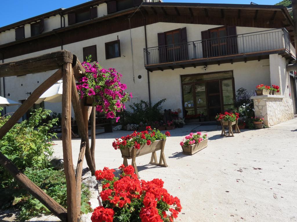 Vila Bio Agriturismo Valle Scannese Scanno Exteriér fotografie